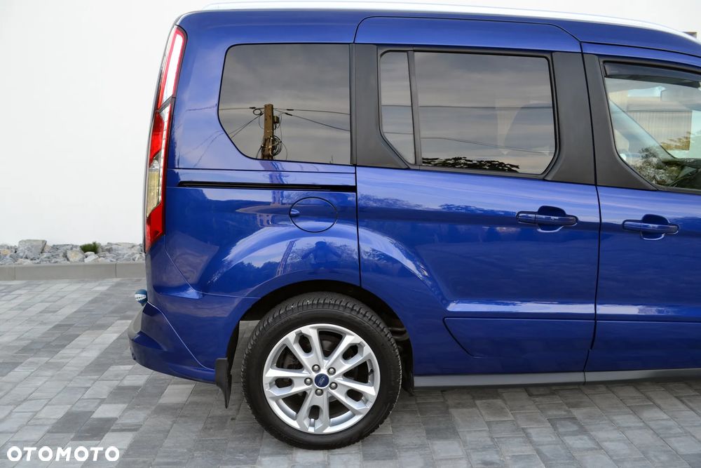 Ford Tourneo Connect - 11