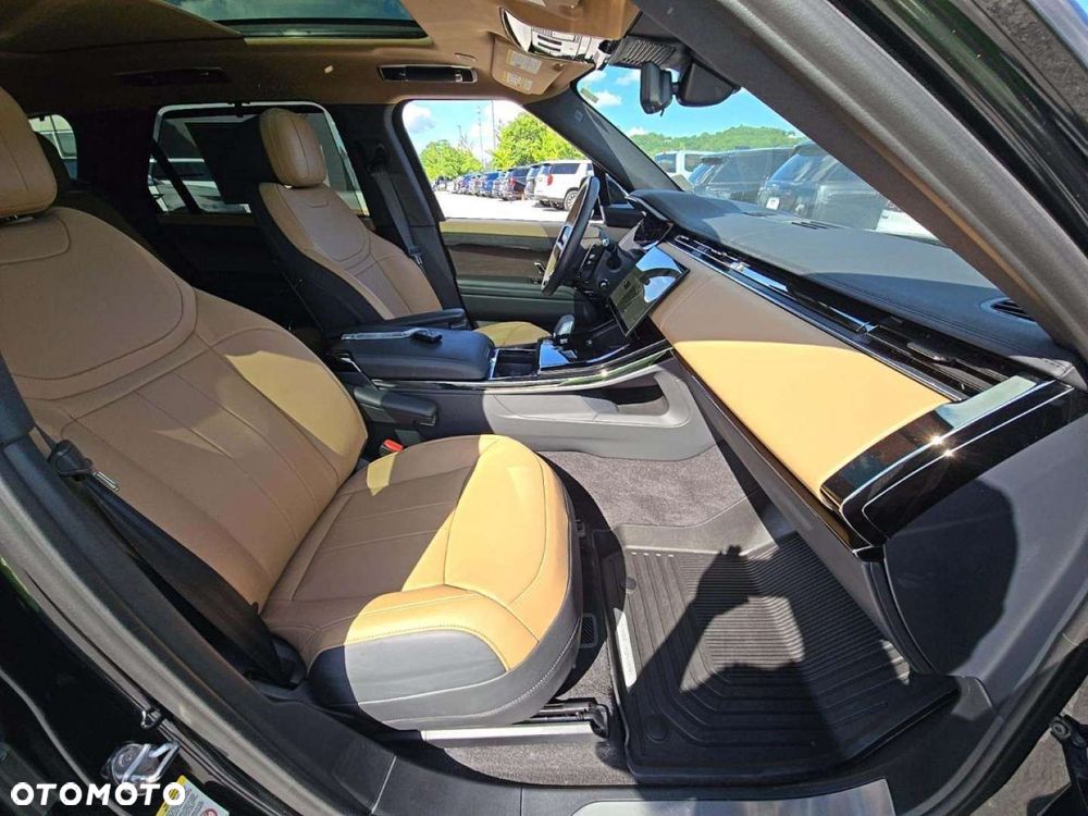 Land Rover Range Rover Sport - 12