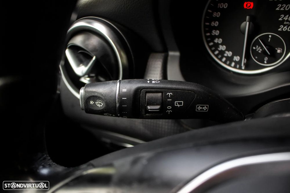Mercedes-Benz A 180 CDI (BlueEFFICIENCY) - 14