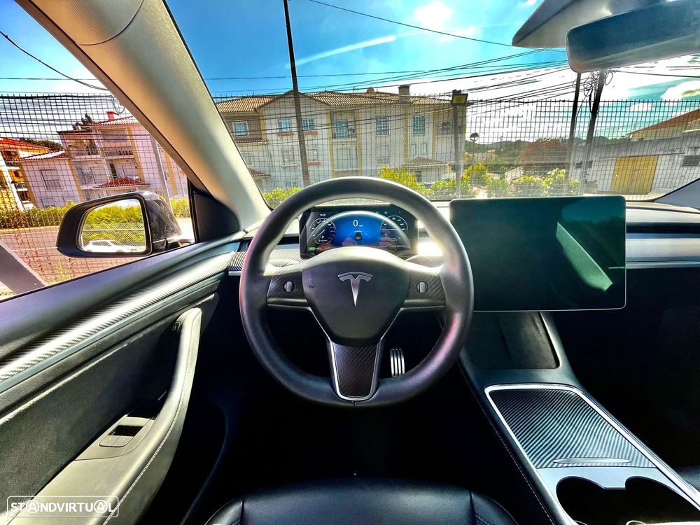 Tesla Model Y Performance Tração Integral - 22