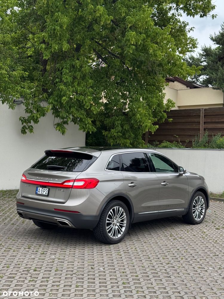 Lincoln MKX - 1