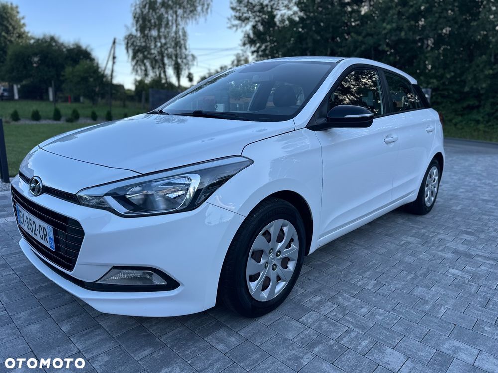 Hyundai i20 - 11