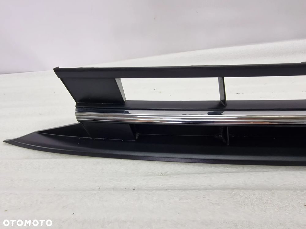 VW POLO 2G 2G0 17- ATRAPA / GRILL PRZEDNI PRZÓD , NR 2G0853651L / 2G0853653L , NR AUKCJI GR223 - 3