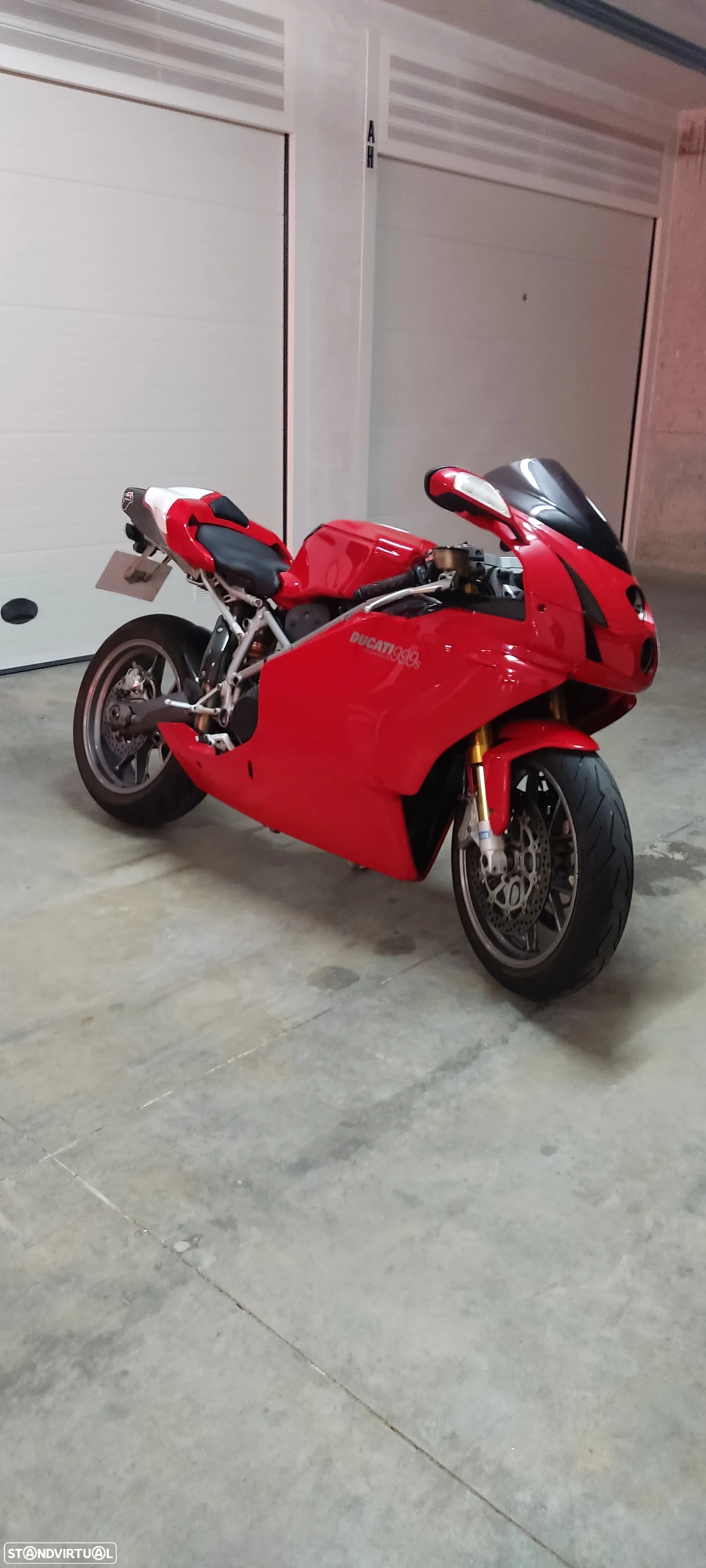 Ducati 999 S - 2