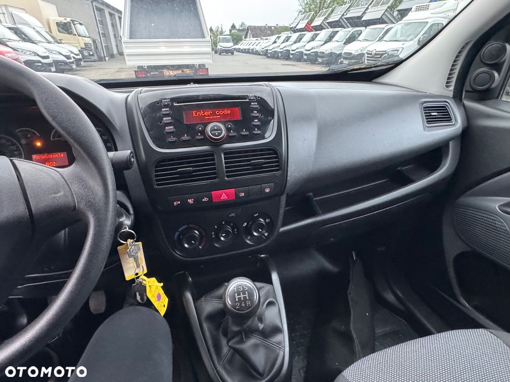 Fiat DOBLO IZOTERMA  idealne pod katering ,cukiernie ( GASTRONOMIE ) - 14