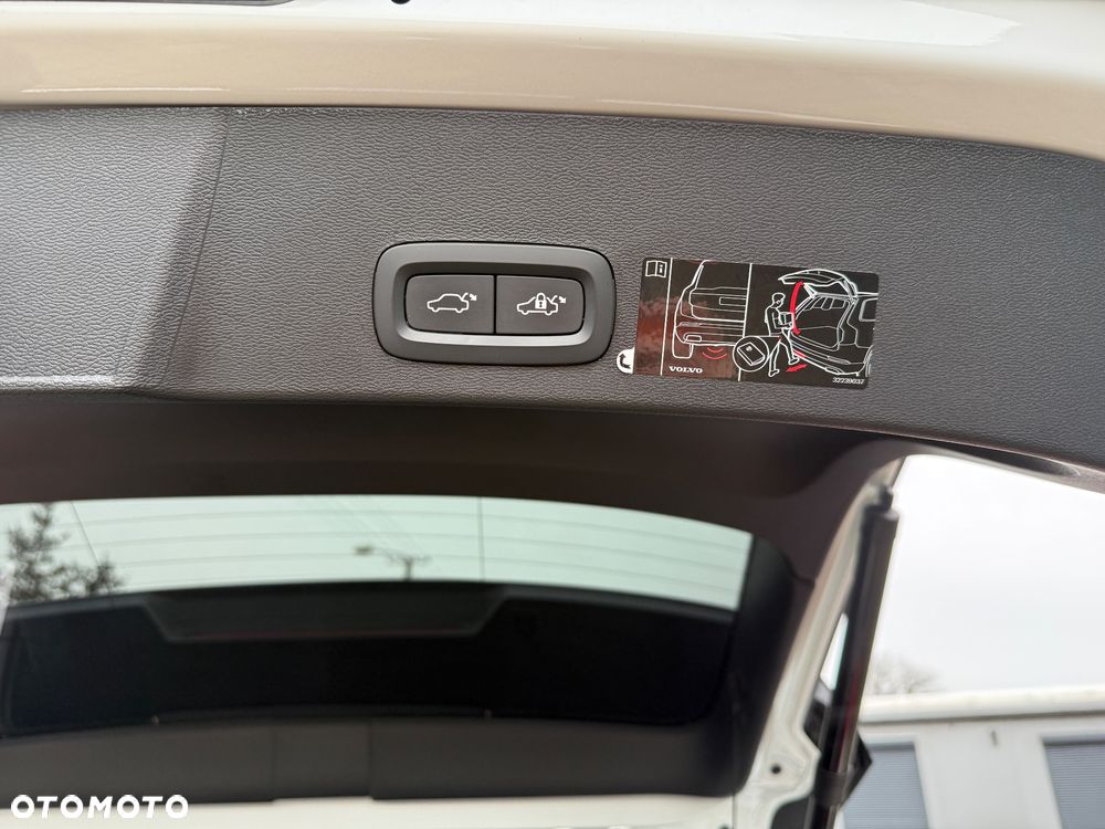 Volvo XC 40 D3 R-Design - 8