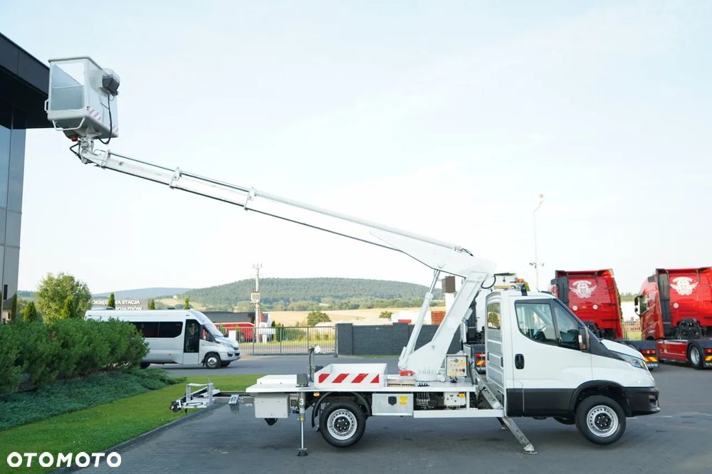 Iveco DAILY 35-140 / ZWYŻKA / PODNOŚNIK KOSZOWY MULTITEL  160 ALU   / 4 PODPORY / MANUAL / 2017 R - 8