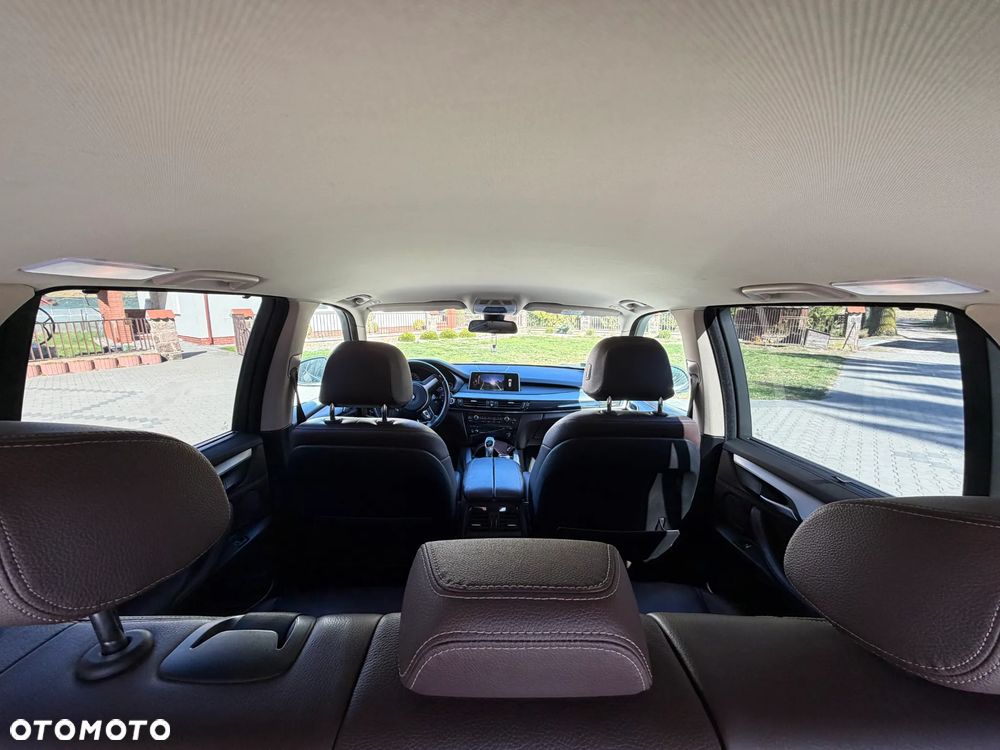 BMW X5 xDrive25d - 9