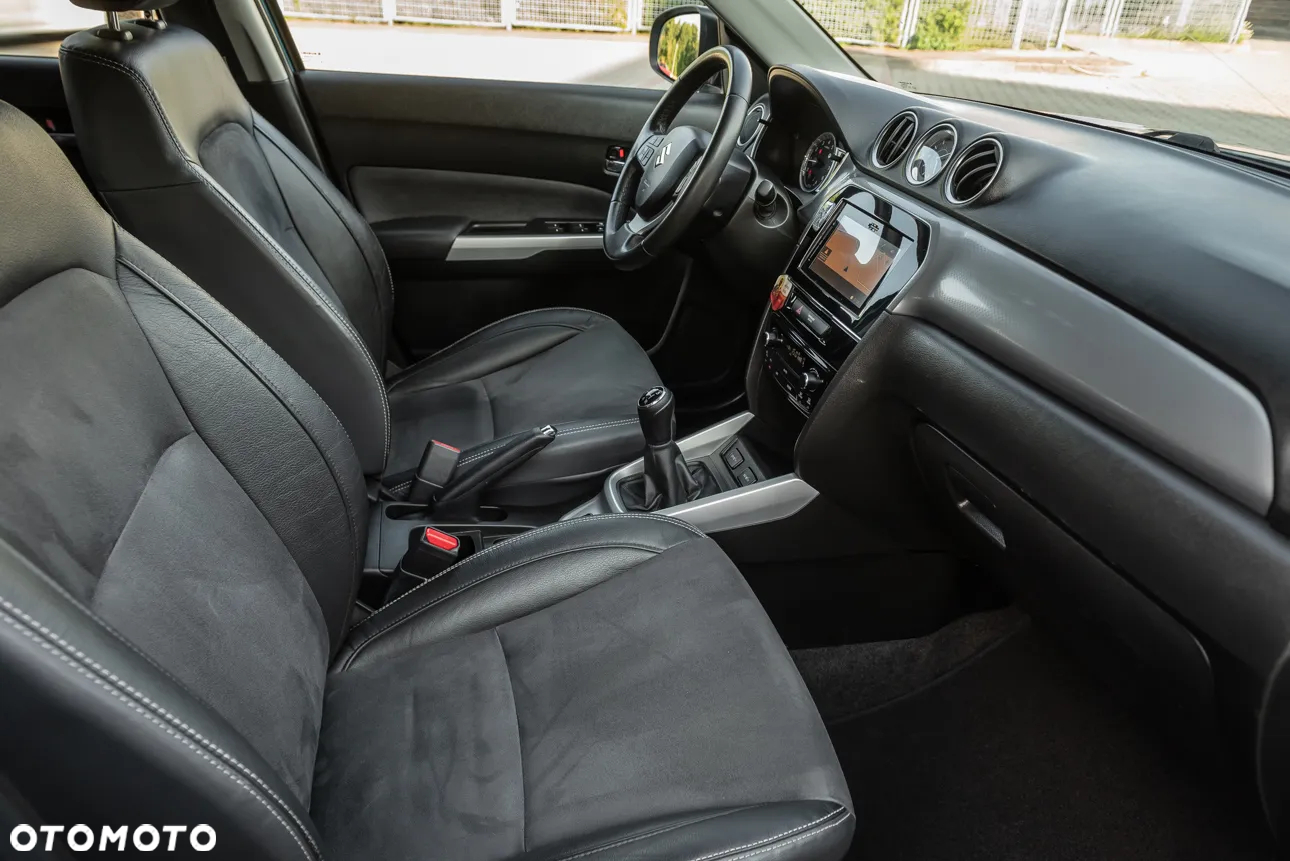 Suzuki Vitara 1.6 XLED SUN 4WD - 30
