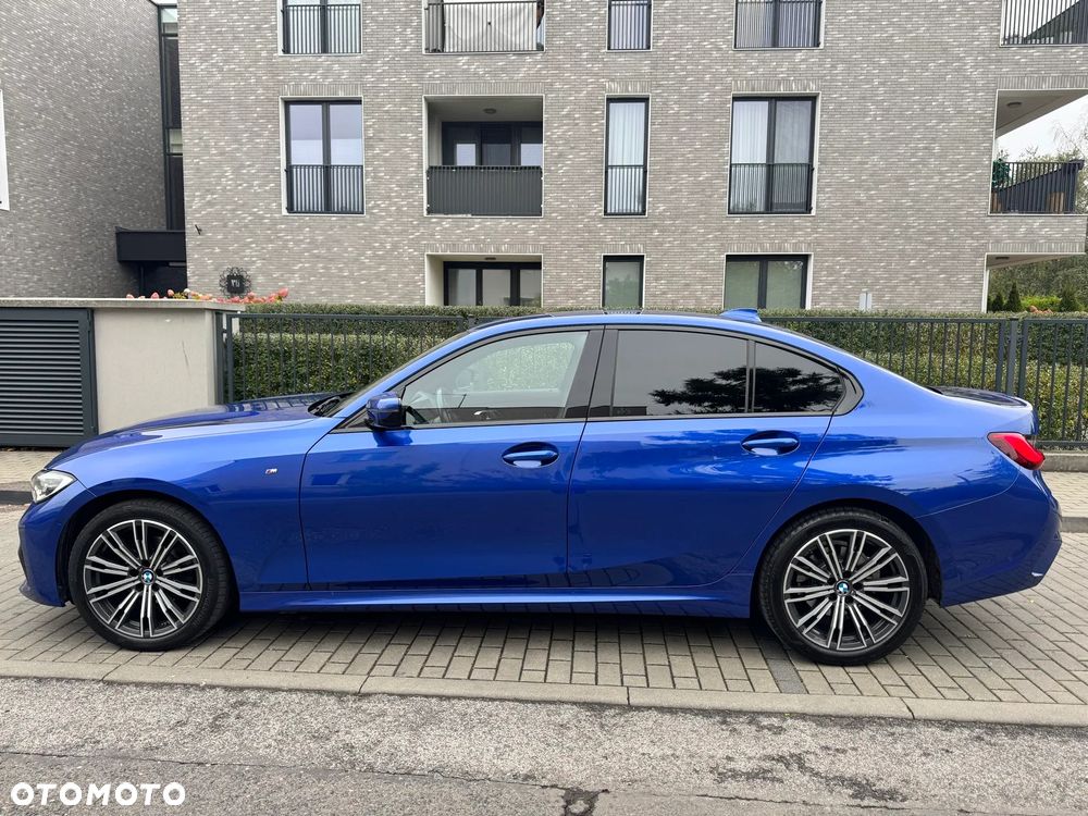 BMW Seria 3 318d M Sport - 3
