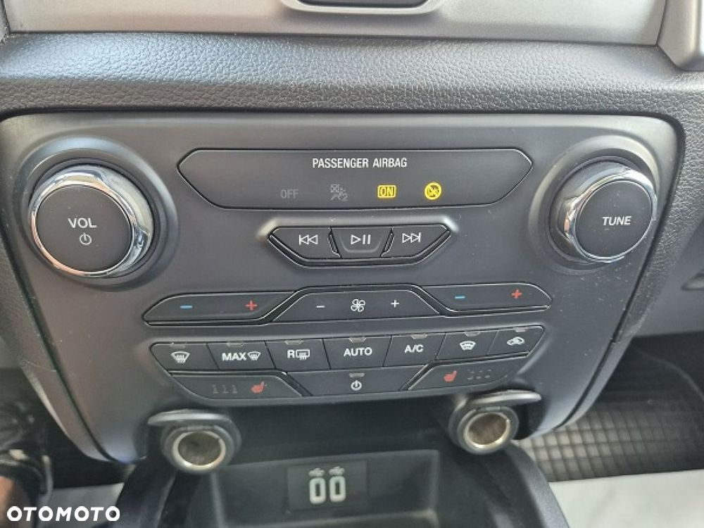 Ford Ranger - 41