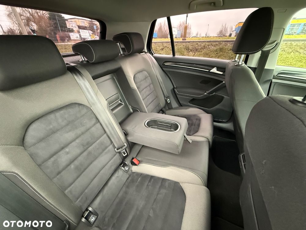 Volkswagen Golf 1.6 TDI 4Motion BlueMotion Technology Trendline - 21