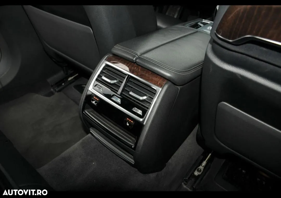 BMW Seria 7 730d xDrive - 11