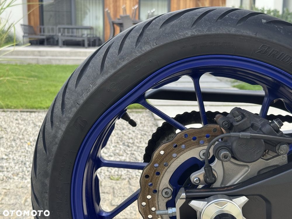 Yamaha MT - 28