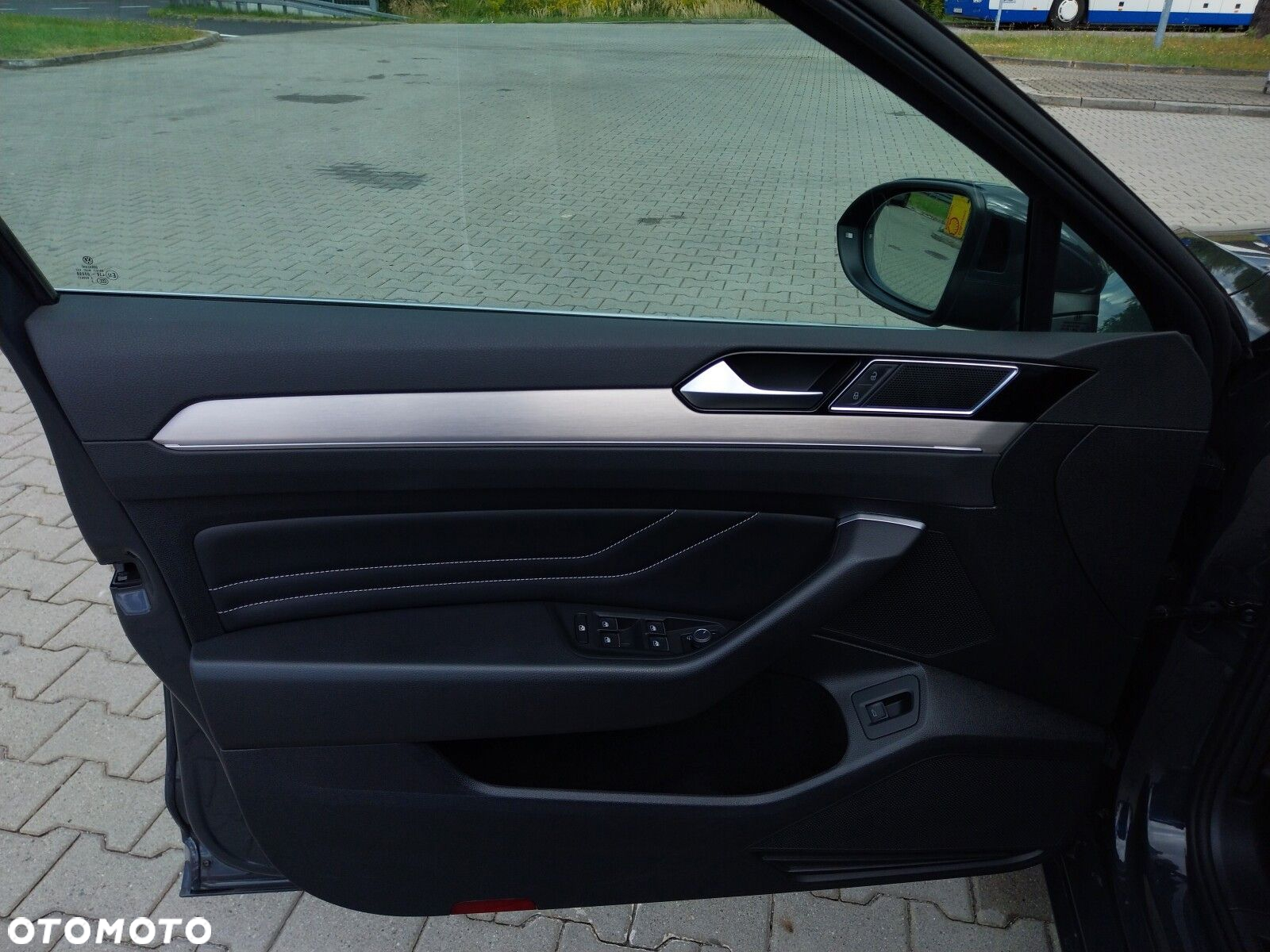 Volkswagen Passat 2.0 TDI Elegance DSG - 12