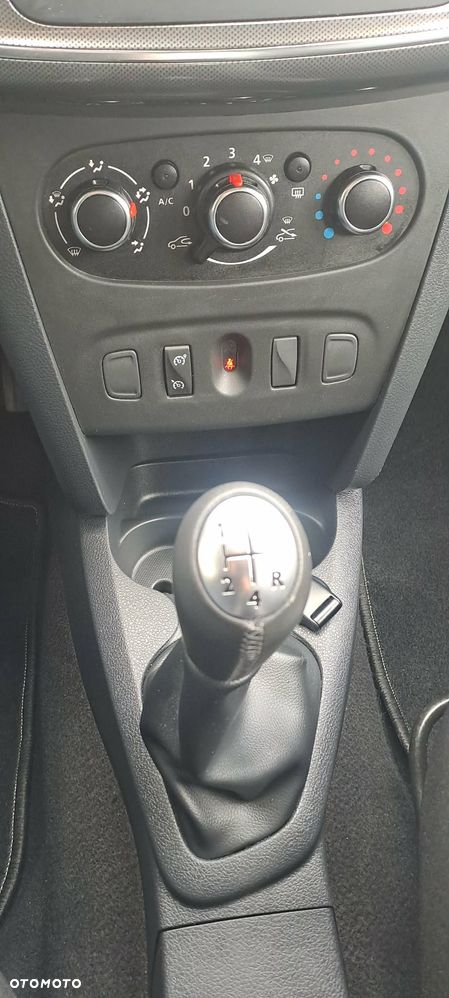 Dacia Sandero 0.9 TCe Laureate - 17