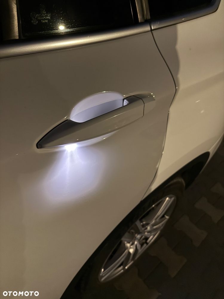 BMW X1 xDrive20i xLine sport - 19