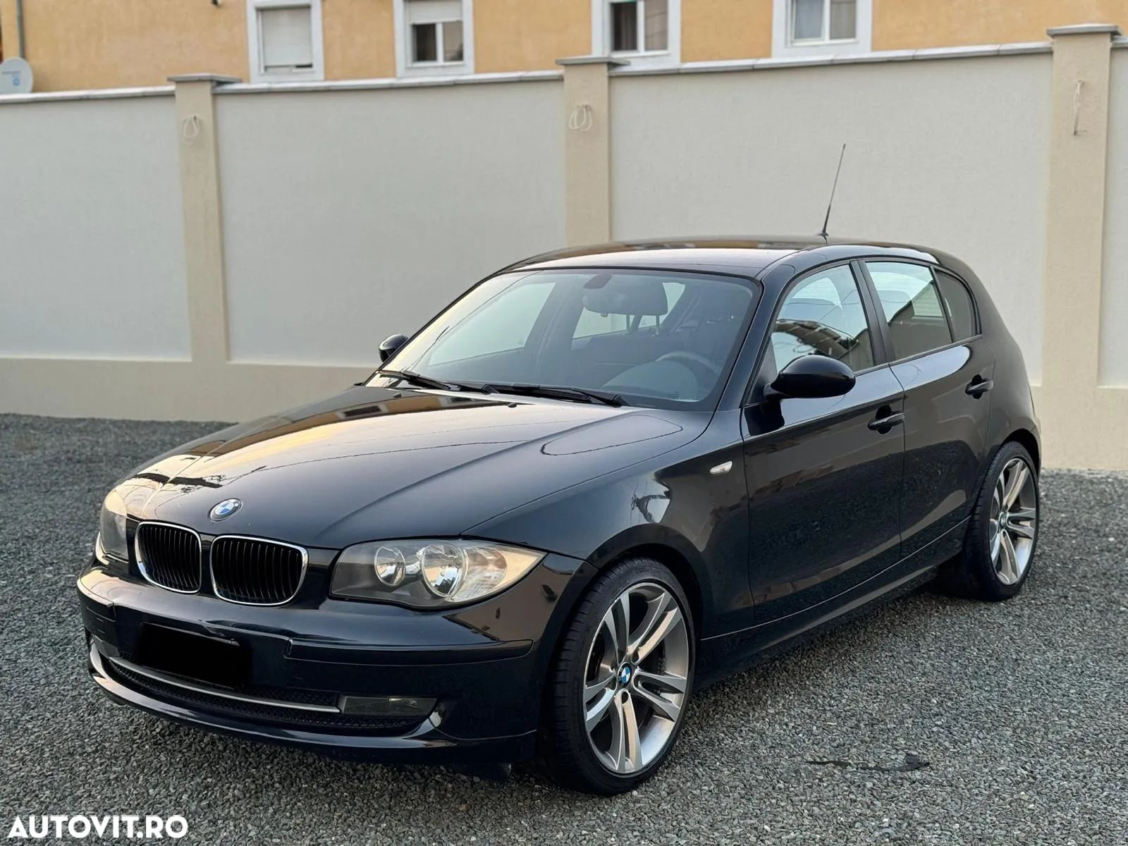BMW Seria 1 - 1