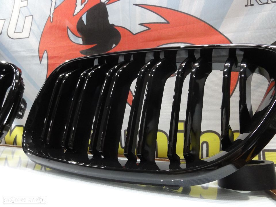 Grelha frontal em plástico ABS para BMW F22 / F23 M2 look / dupla lâmina em preto piano brilhante - 9