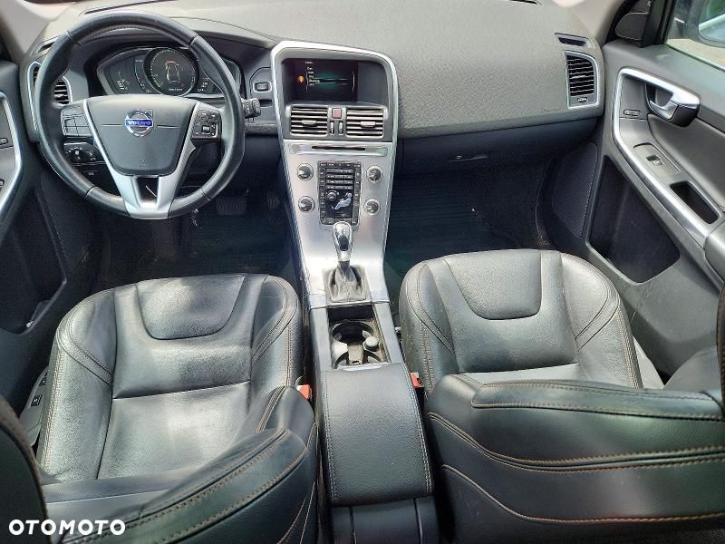 Volvo XC 60 T5 AWD Geartronic RDesign - 8