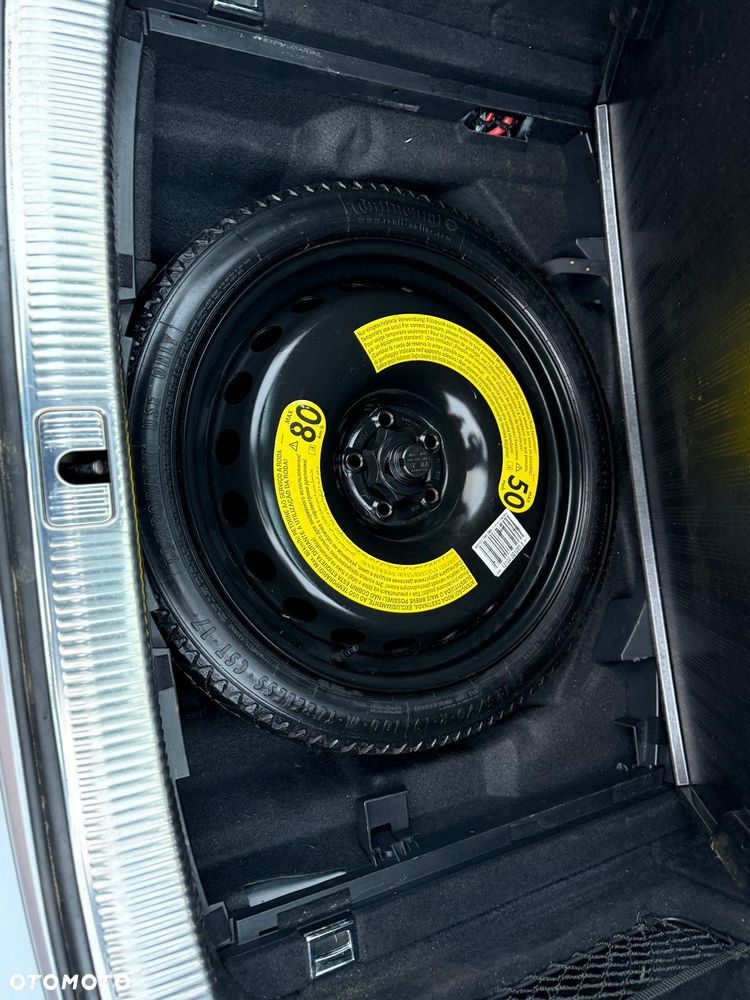 Audi A4 Avant 2.0 TDI ultra S tronic - 16