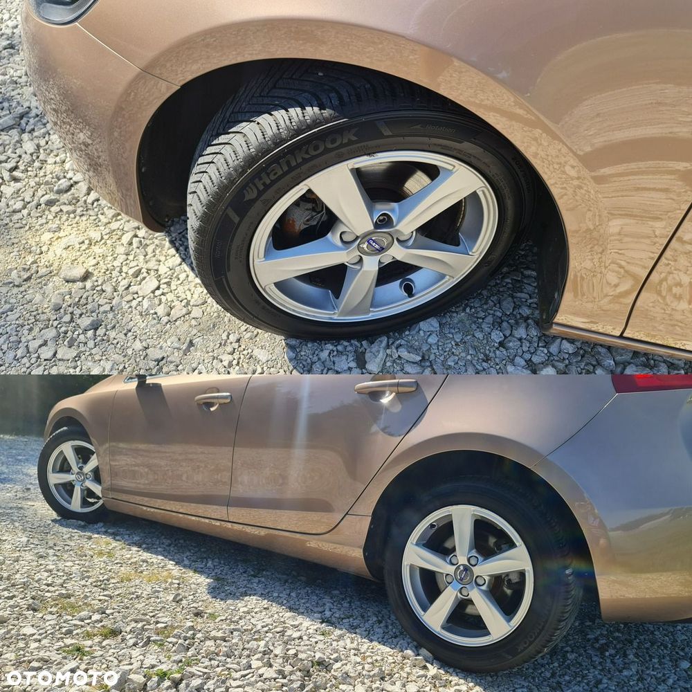Volvo V40 D2 Momentum - 40