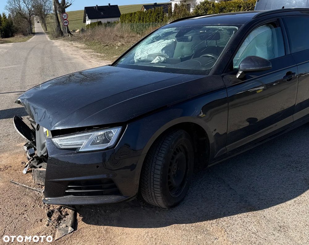 Audi A4 Avant - 1