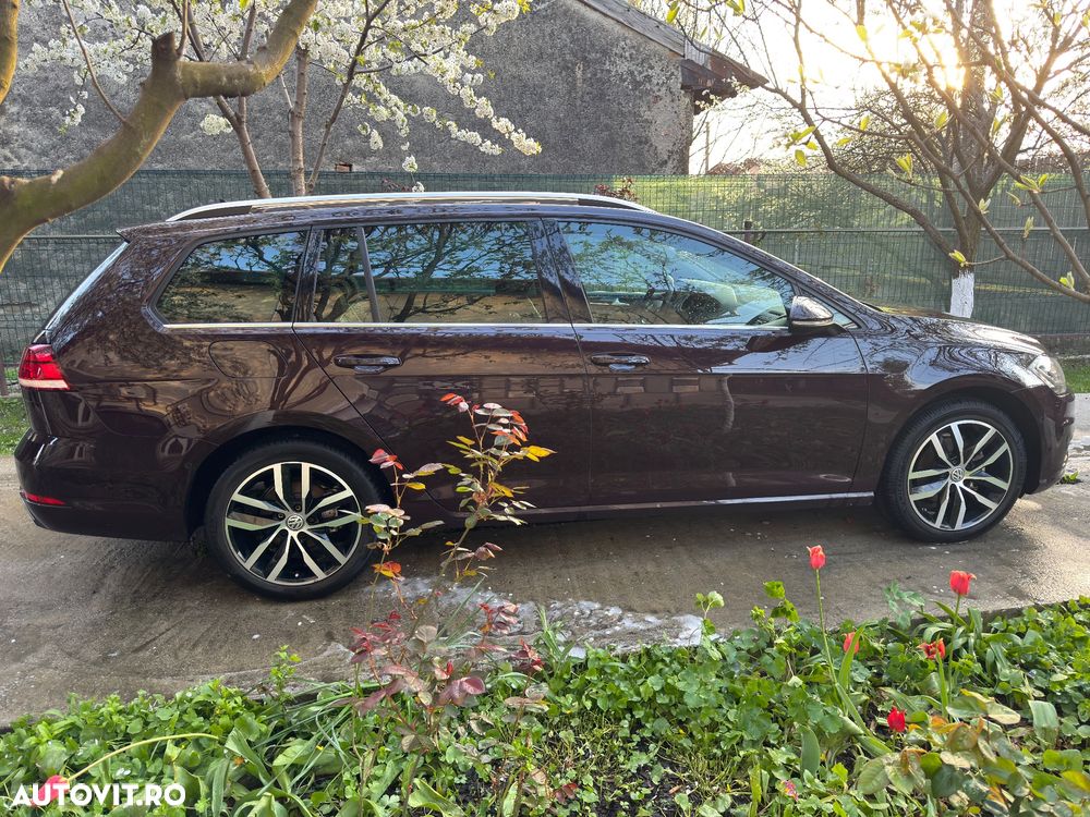 Volkswagen Golf 2.0 TDI Highline - 9