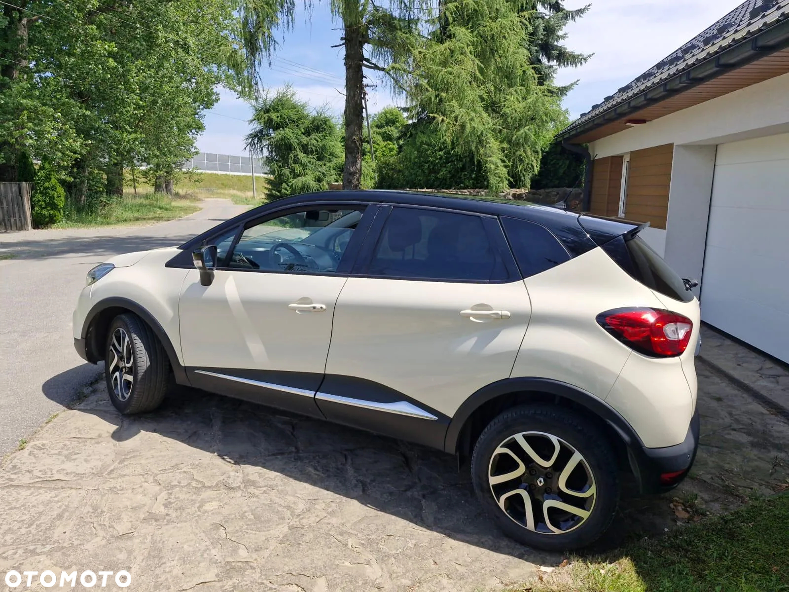 Renault Captur (ENERGY) TCe 90 BOSE EDITION - 29