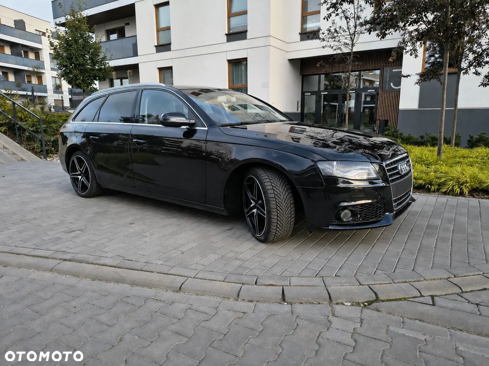 Audi A4 Avant - 4