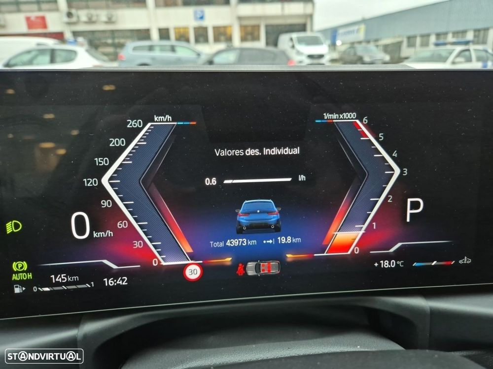 BMW 320 d Pack Desportivo M Auto - 22