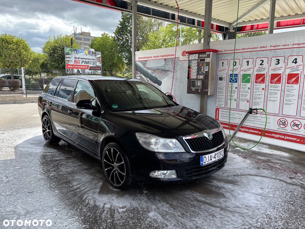 Skoda Octavia 2.0 TDI DSG Ambiente - 3
