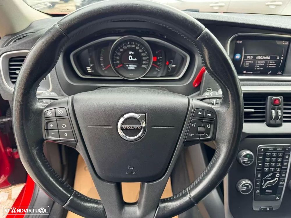 Volvo V40 2.0 D2 Momentum - 24