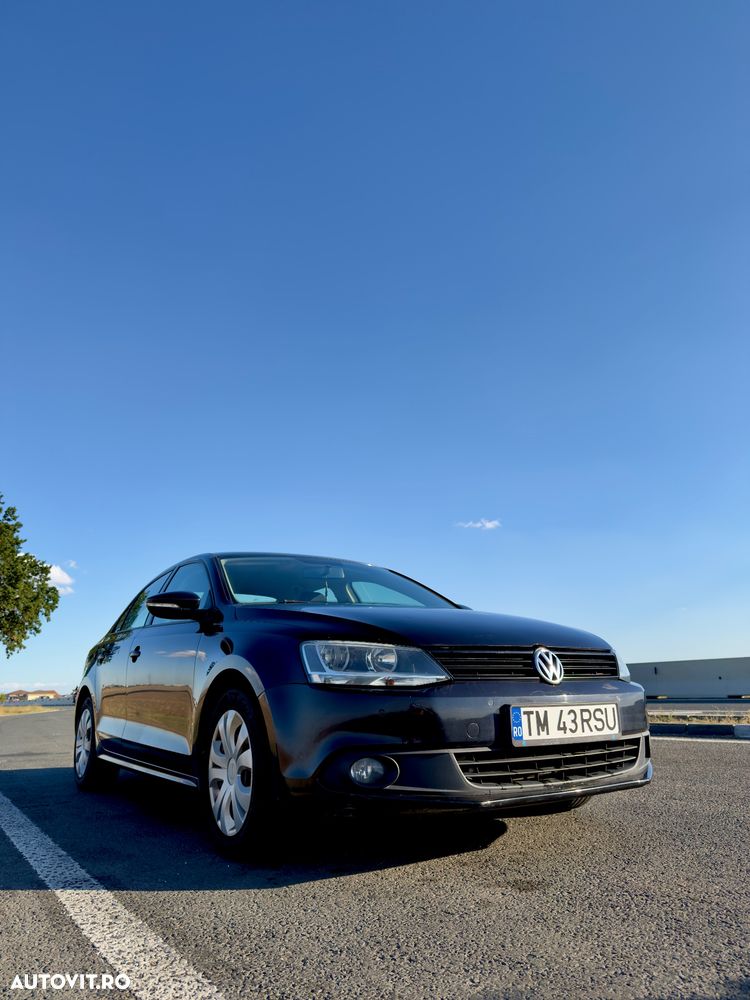 Volkswagen Jetta 2014 photo 2