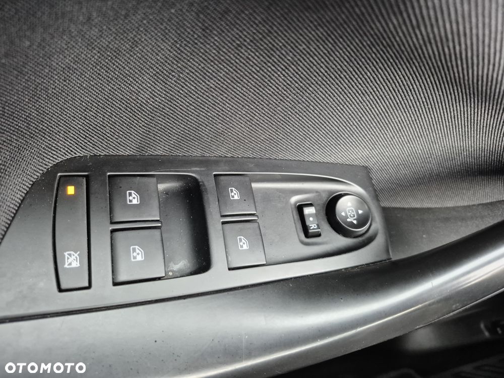 Opel Astra 1.4 T Elite S&S - 27