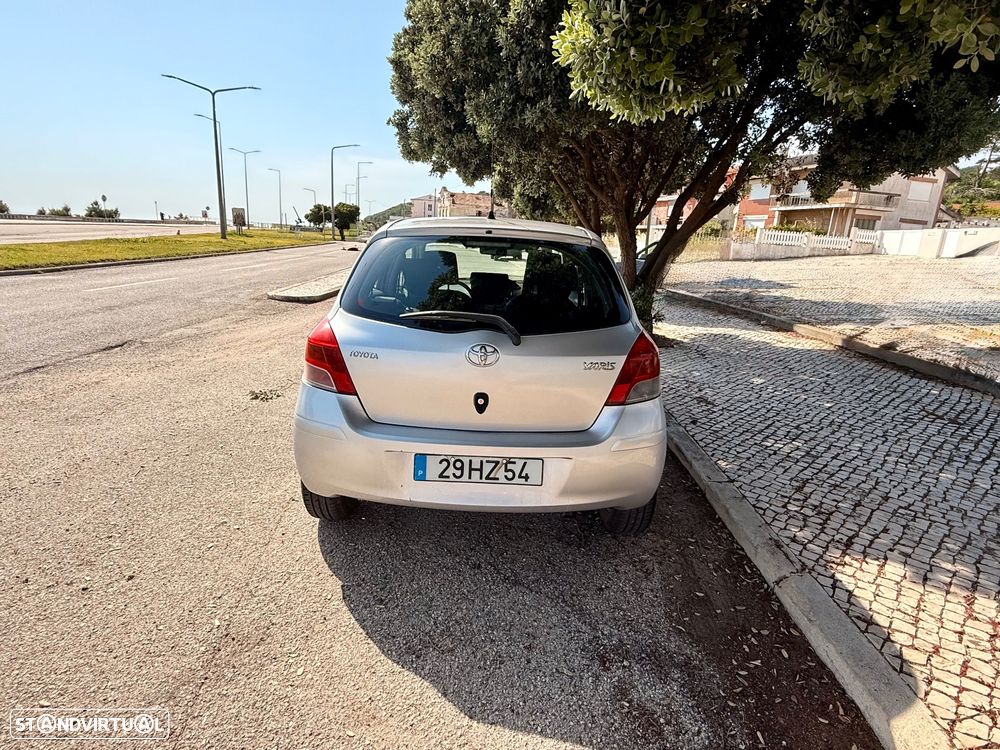 Toyota Yaris 1.0 VVT-i Sol AC+VSC - 24