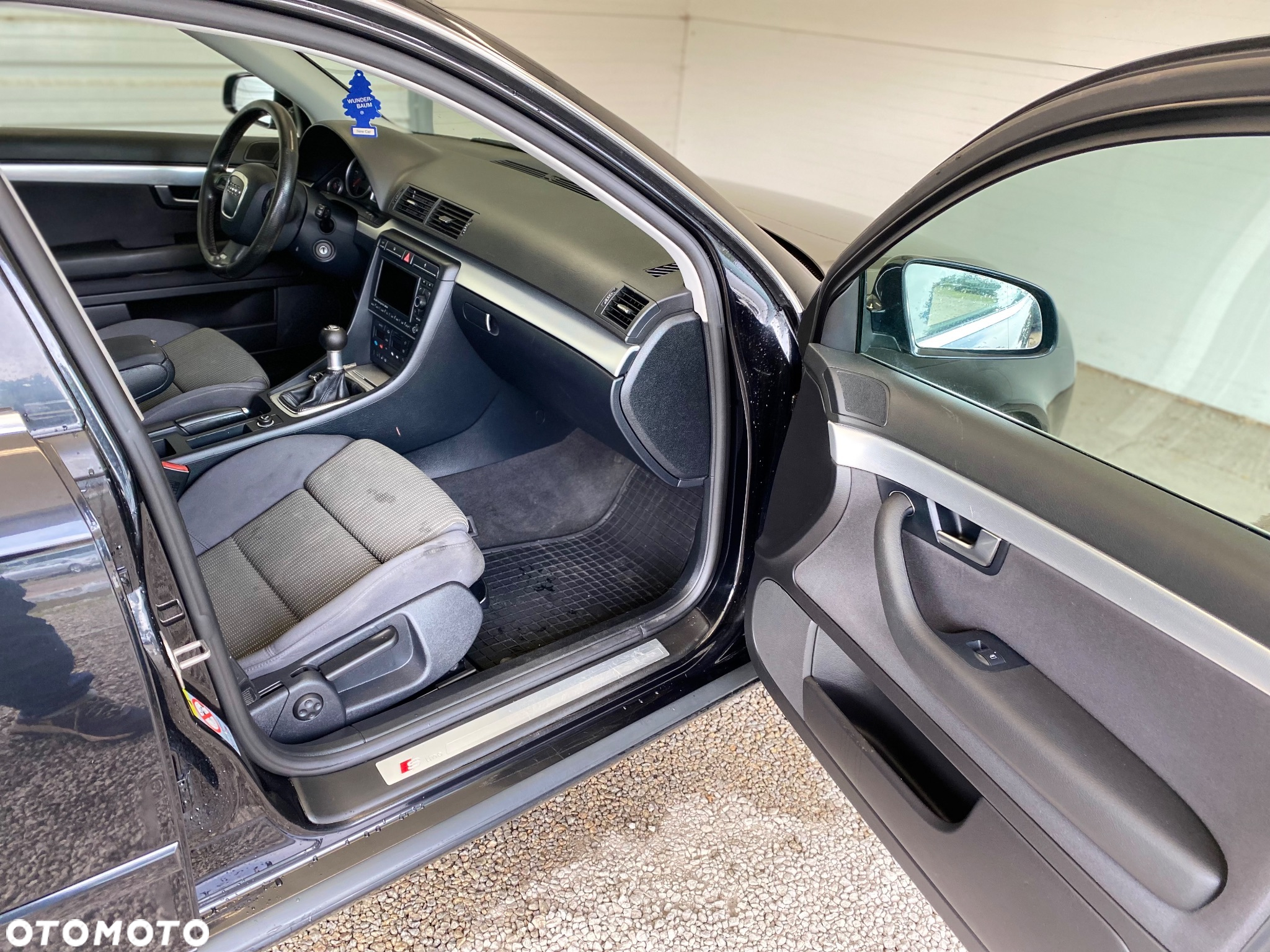 Audi A4 Avant 2.0 TDI - 14