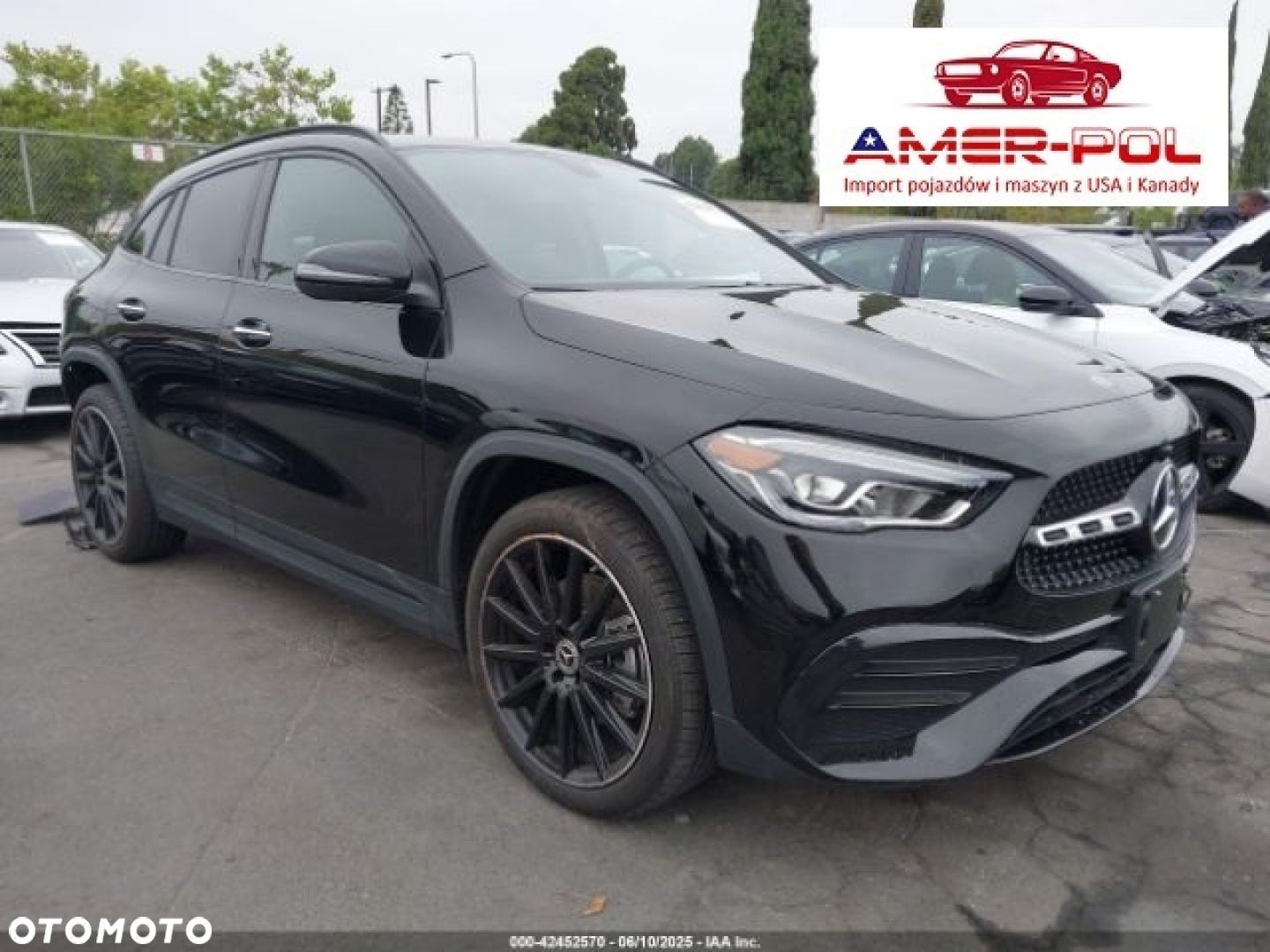 Mercedes-Benz GLA - 1
