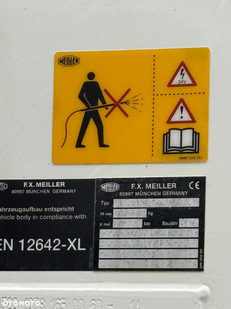 MAN TGS 41.400 8x8 ALLRAD EURO 5 | Meiller-Kipper | Manual | 118 125 km | 2014 - 12