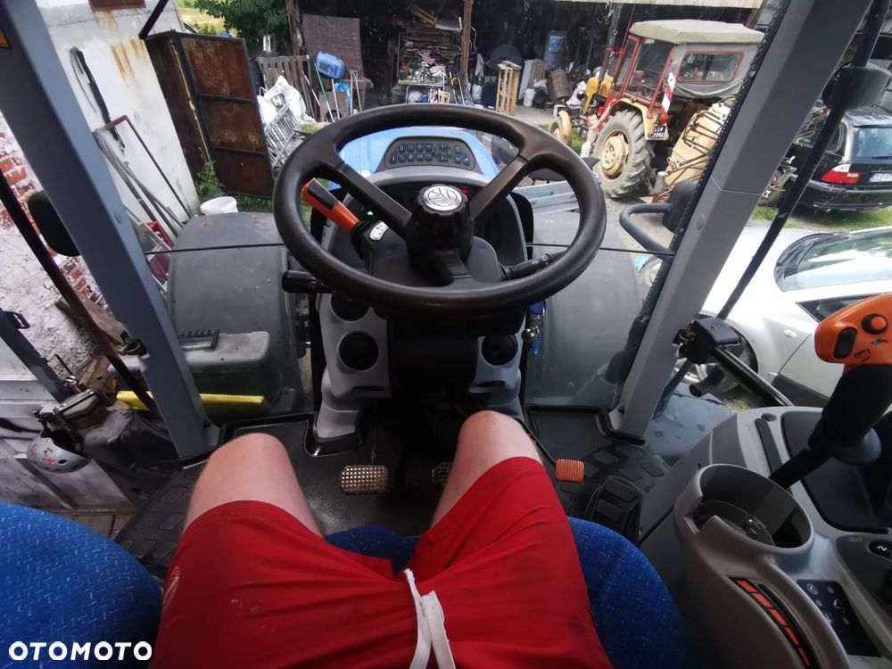New Holland T7.210 - 6