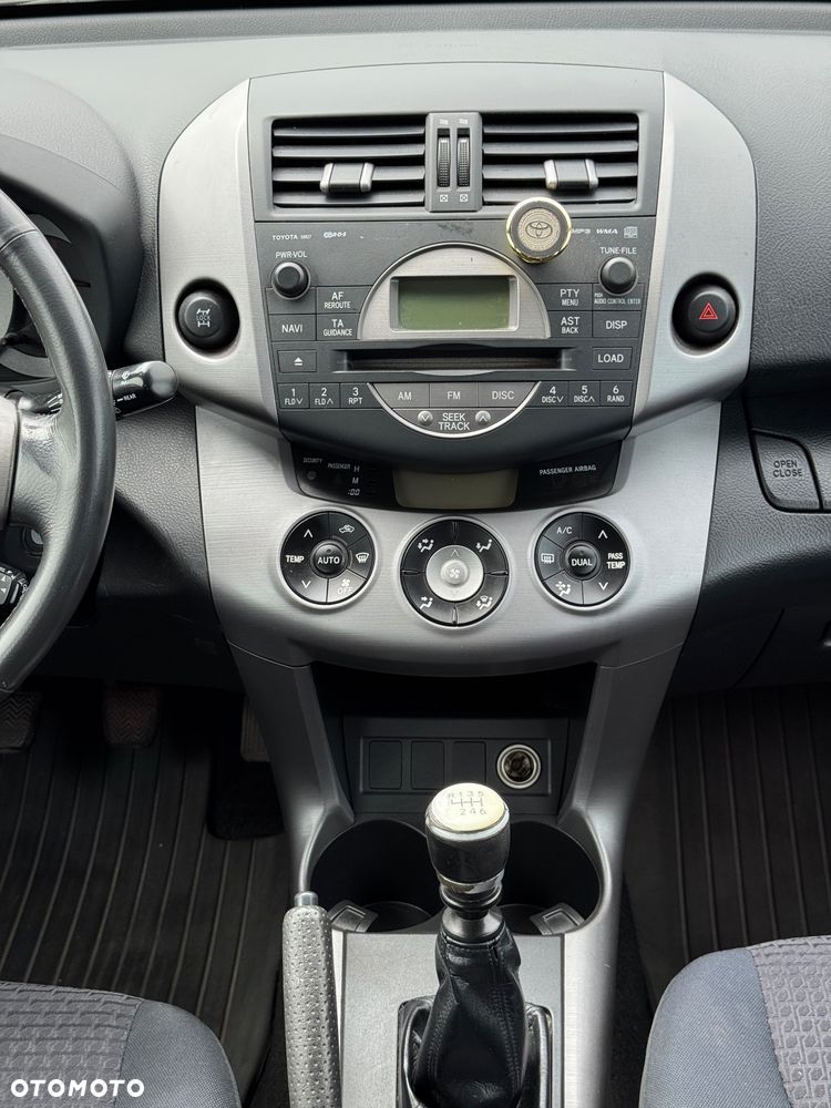 Toyota RAV4 2.2 D-CAT 4x4 Executive - 30