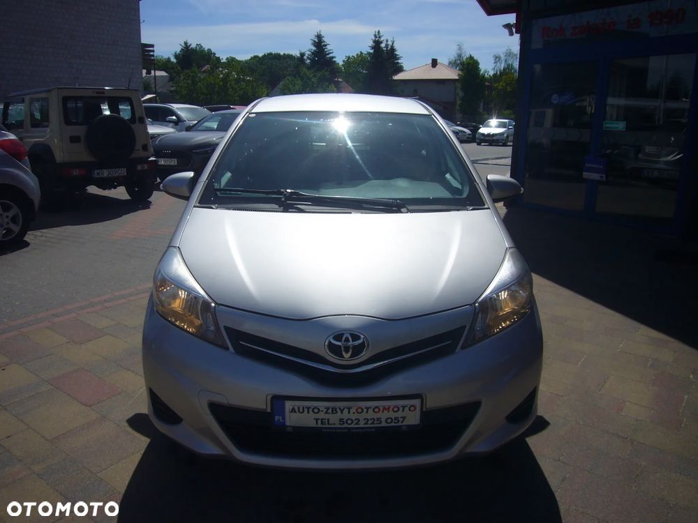 Toyota Yaris - 4