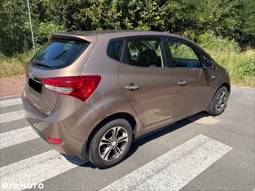 Hyundai ix20 - 8