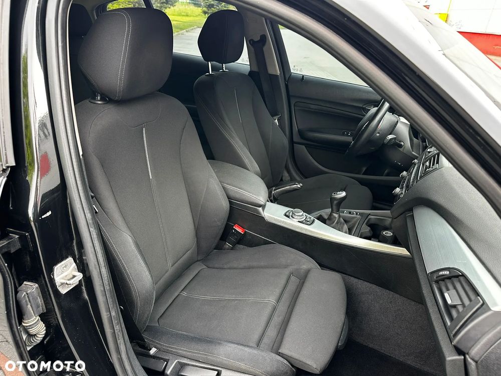 BMW Seria 1 116d EfficientDynamics Sport Line - 30