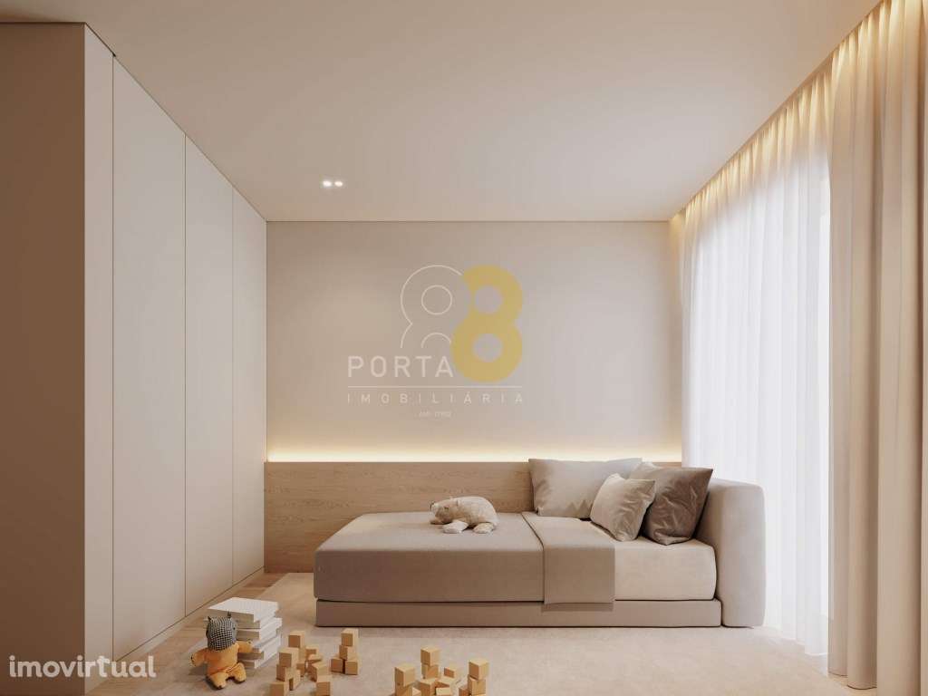 T3 Duplex Recuado, com 6 varandas, 3 lugares de garagem , em condom... - Grande imagem: 5/23