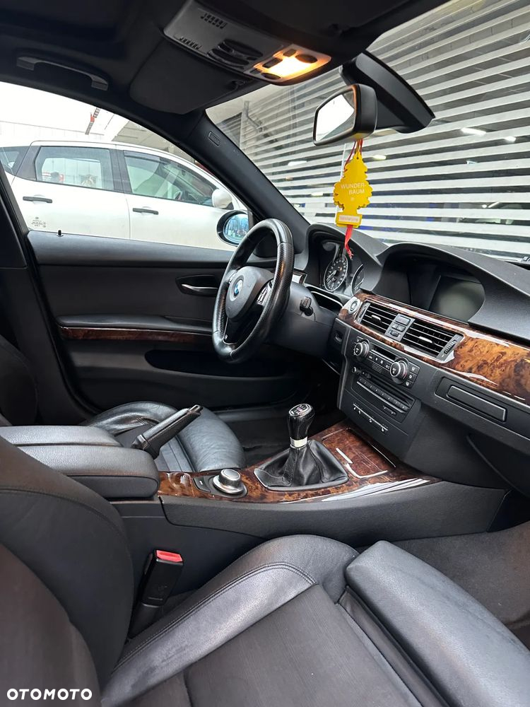 BMW Seria 3 330xd - 5