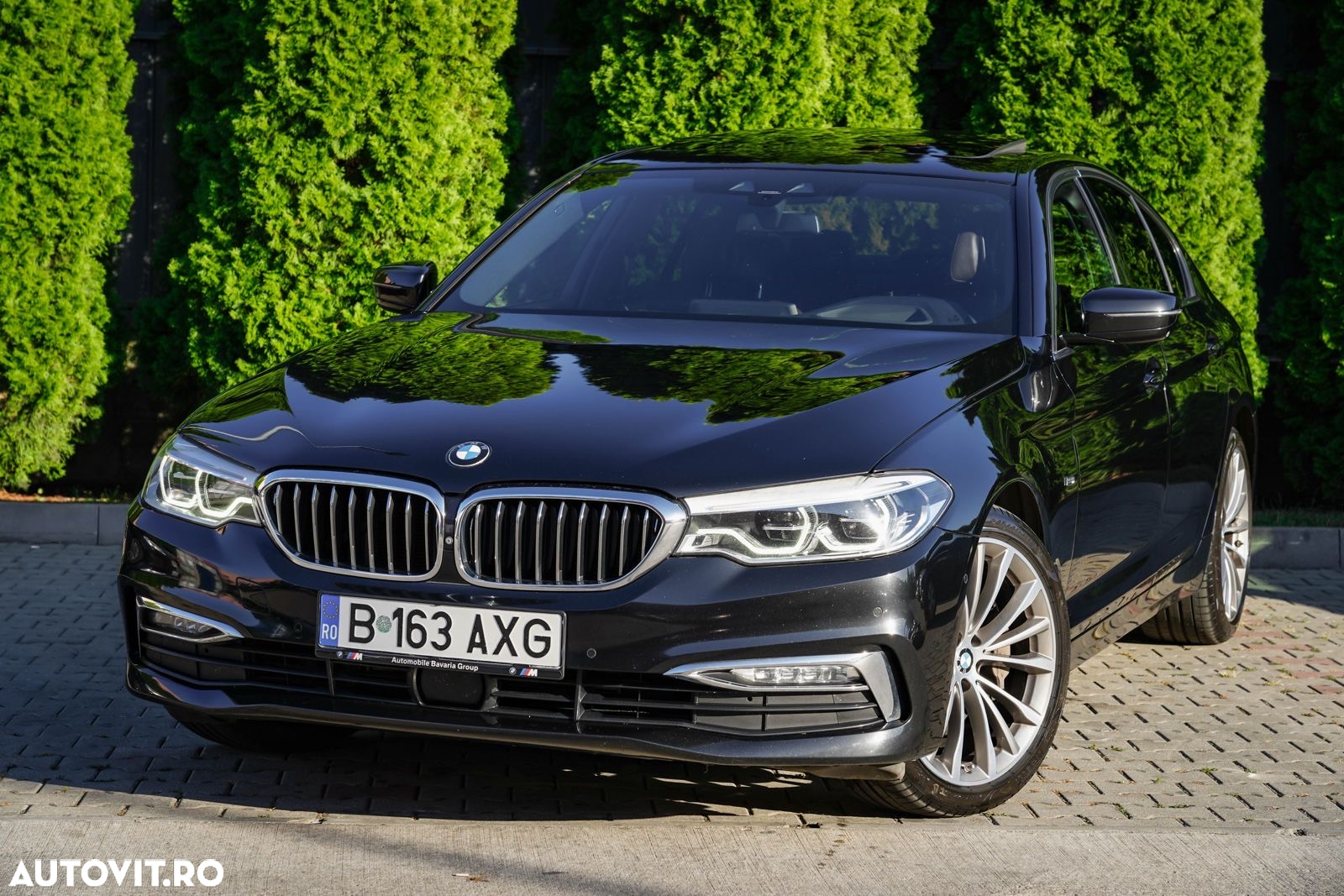 BMW Seria 5 530d xDrive Aut. - 2