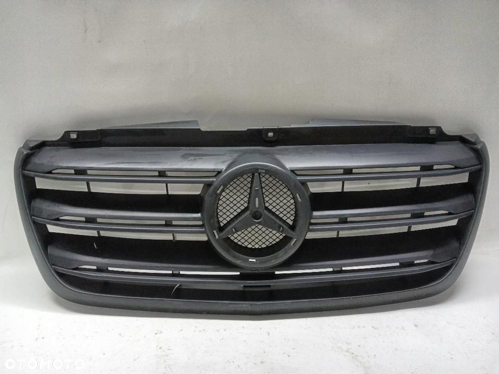 ATRAPA GRILL ZDERZAKA PRZÓD PRZEDNI MERCEDES SPRINTER 907 A9108852600