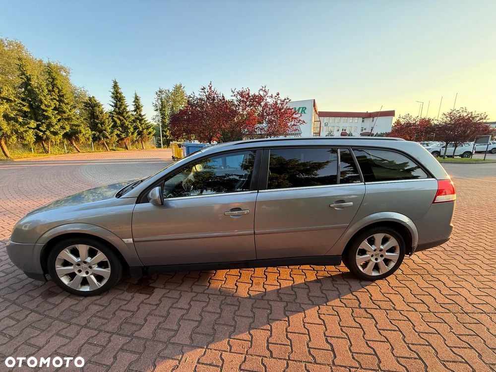 Opel Vectra 1.9 CDTI Cosmo - 17