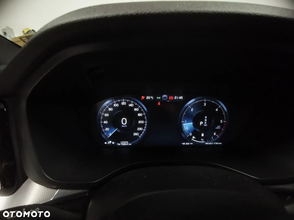 Volvo XC 60 B4 D AWD R-Design - 10